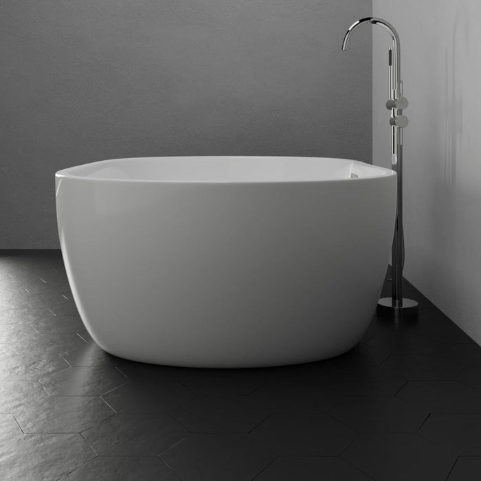 Large Insulated Freestanding Tub